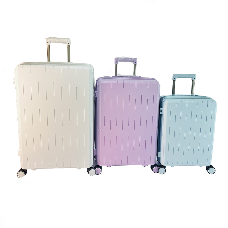 Набор чемоданов из 3 предметов (6)