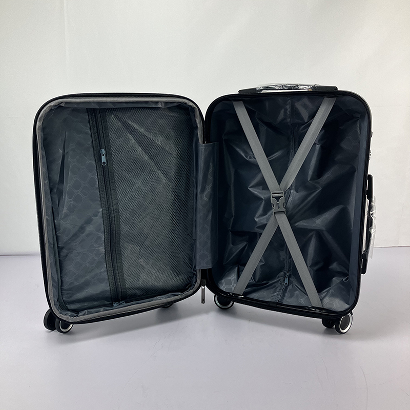 Hard Shell Trolley Suitcase (9)