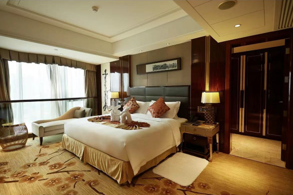 Рекомендуемые отели — рядом с павильоном 18 Пачжоу в Гуанчжоу.