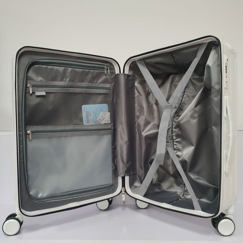 Wide aluminum trolley PC Lightweight and Sturdy Luggage with